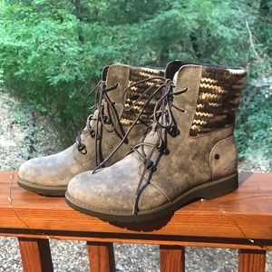 New North Face Boots